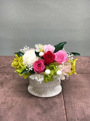 ピンク系お任せプリザーブドフラワー